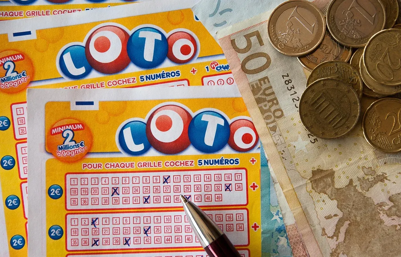 Lottery tickets and currency